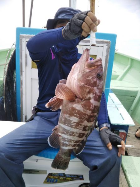 康仁丸・ジギング釣り果